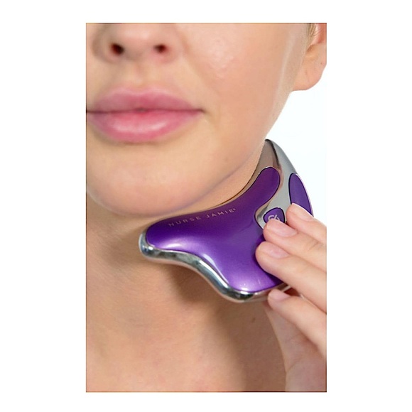 purple Nurse Jamie triangle sculpt & firm facial beauty tool | esthetics - Picture 4 of 6